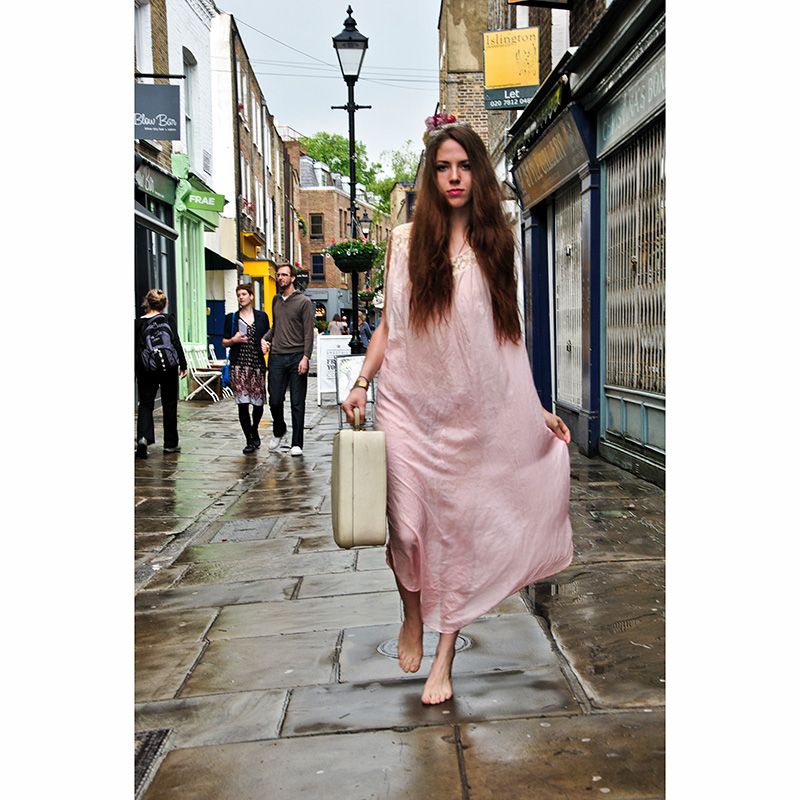 Four & Twenty Blackbirds - Vintage Costume, Fashion Lace & Textiles, Necklaces, Bracelets, Boots, Books, Top Hats - Camden Passage