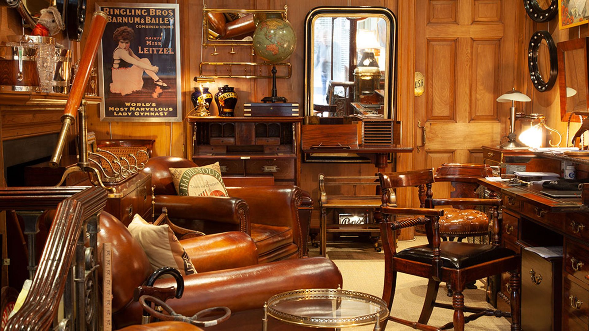 David Griffith Antiques - Antiques and Decoration - Camden Passage