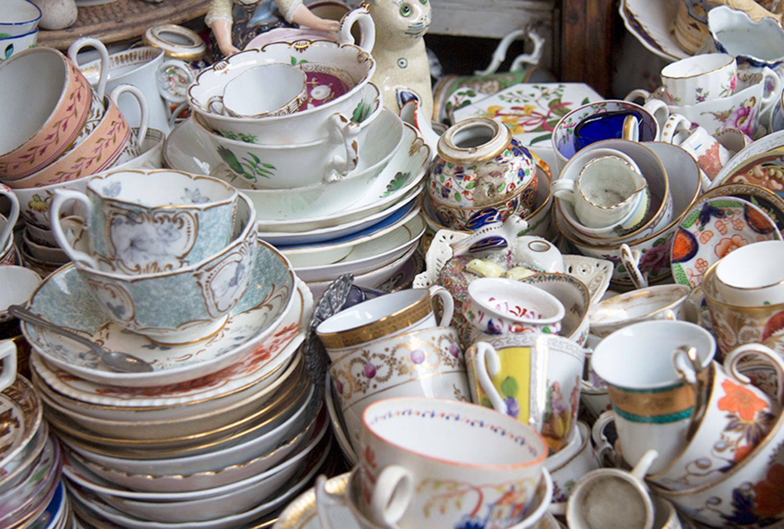 Caroline Carrier - Antique and Vintage Porcelain - Camden Passage
