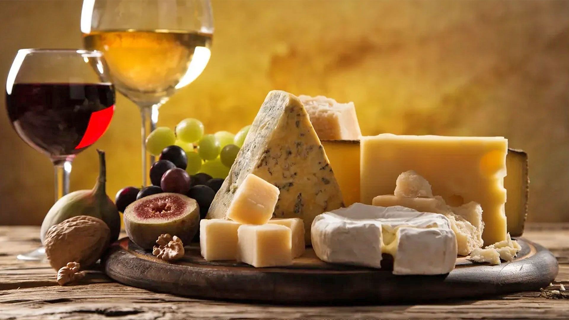 Pisachio & Pickle Dairy - Artisan Cheeses, Pickles & Bread - Camden Passage